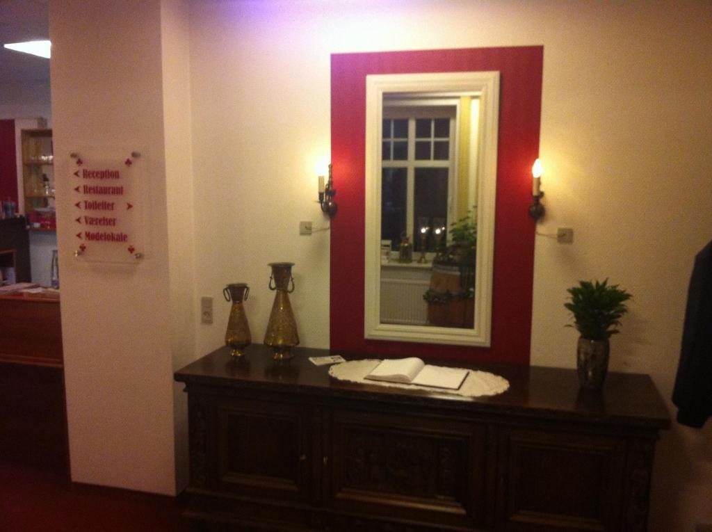 Hotel Klover Es Hellevad Extérieur photo